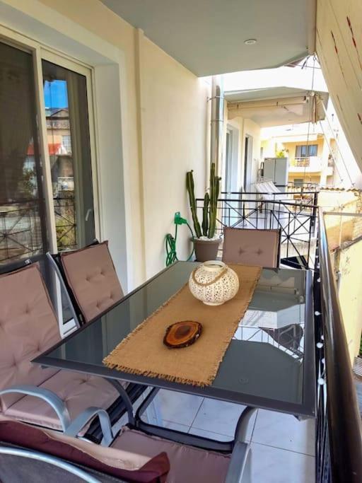 Kalamata Nestor Apartment-Near Historical Centre Kültér fotó